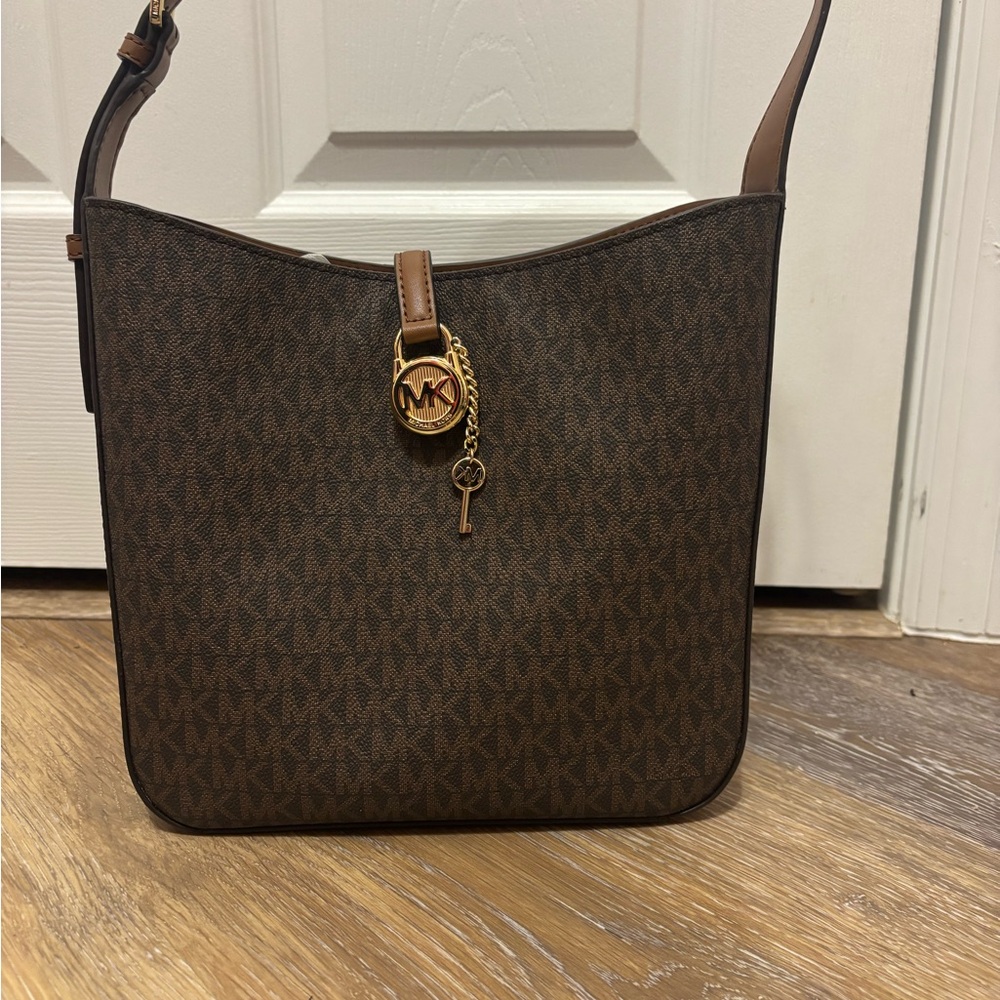 Michael Kors bag brand-new with tags